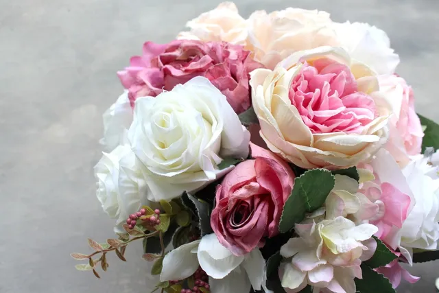 Rouge Petal Paper